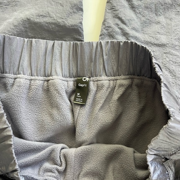 Gap Fit Fleece Lined Snap Bottoms Parachute Sweatpants Purple Size Medium P - Picture 2 of 12